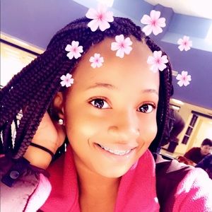 Meet your Posher, Alysia